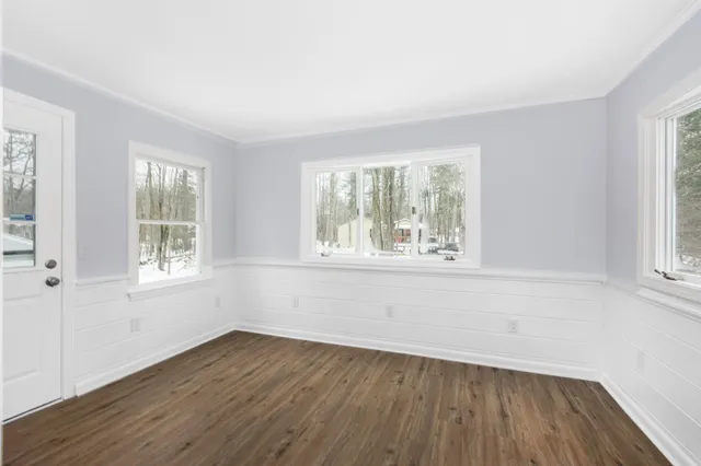 $525,000 | 110 Main Street, Sandown, NH 03873