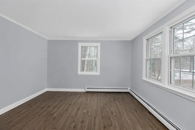 $525,000 | 110 Main Street, Sandown, NH 03873