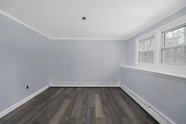 $525,000 | 110 Main Street, Sandown, NH 03873