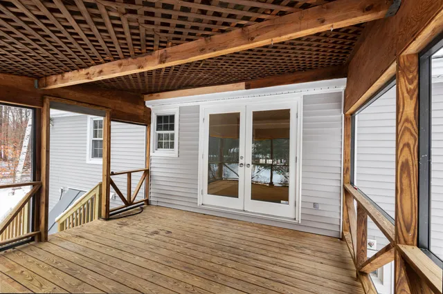 $525,000 | 110 Main Street, Sandown, NH 03873