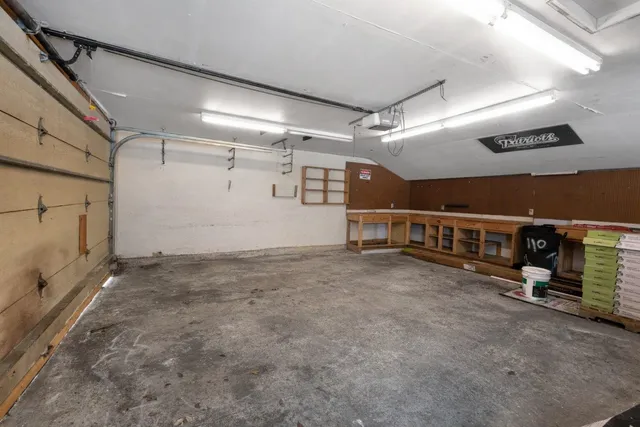 $525,000 | 110 Main Street, Sandown, NH 03873