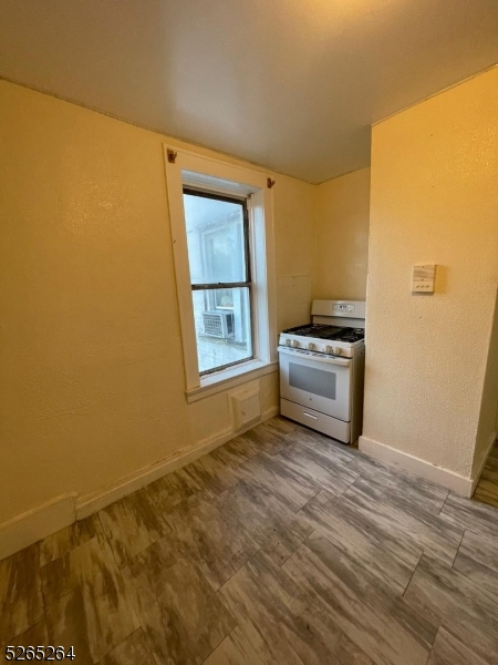 165 Augusta Street, Unit C8 Irvington, NJ 07111 - Photo 8 of 9