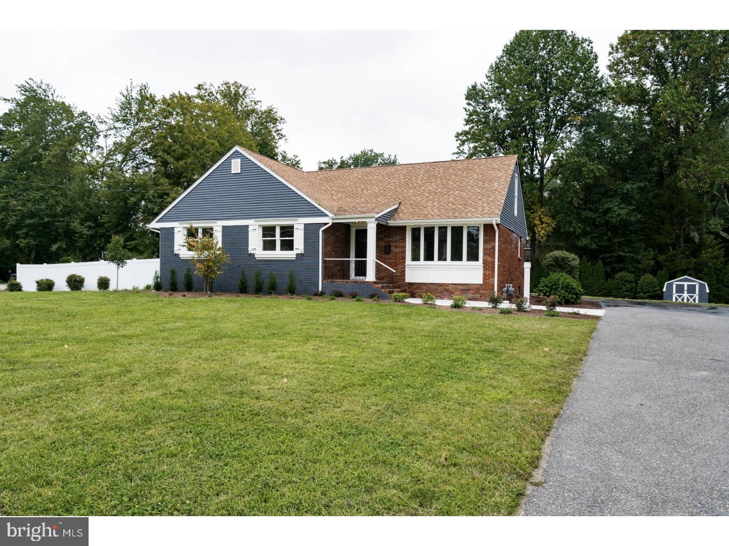 32 Berlin New Freedom Road Berlin, NJ 08009 - Photo 2 of 23 Front Yard