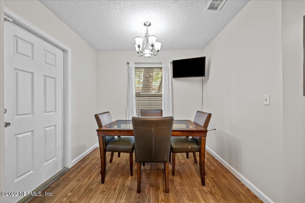 75 Simmons Road, Unit B Atlantic Beach, FL 32233 - Photo 13 of 26 15-JWLeePhoto-8986