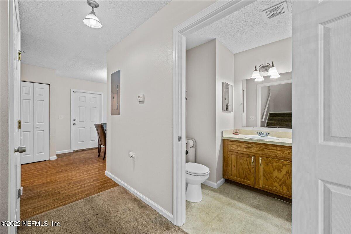 75 Simmons Road, Unit B Atlantic Beach, FL 32233 - Photo 8 of 26 10-JWLeePhoto-8969