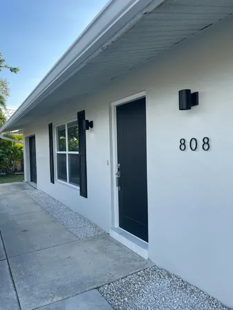 $2,700 | 808 Southeast Degan Drive, Port St. Lucie, FL 34983