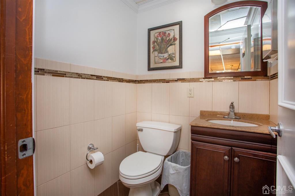 1816 Englishtown Road, Unit 202 Old Bridge, NJ 08857 - Photo 10 of 18 Gallery Image 10