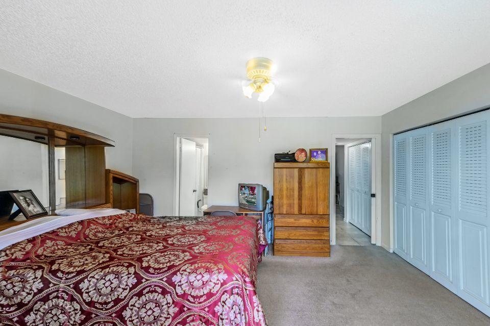 9 Mansfield A Boca Raton, FL 33434 - Photo 9 of 22 Bed Room 02