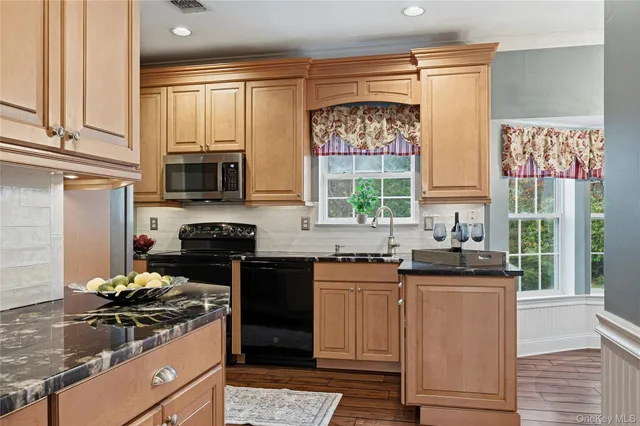 $1,200,000 | 48 Windcrest Drive, Manorville, NY 11949