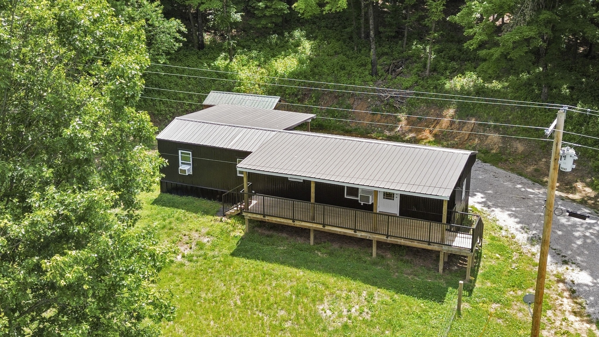 4455 Browning Branch Road Bethpage, TN 37022 - Photo 16 of 20 Gallery Image 16