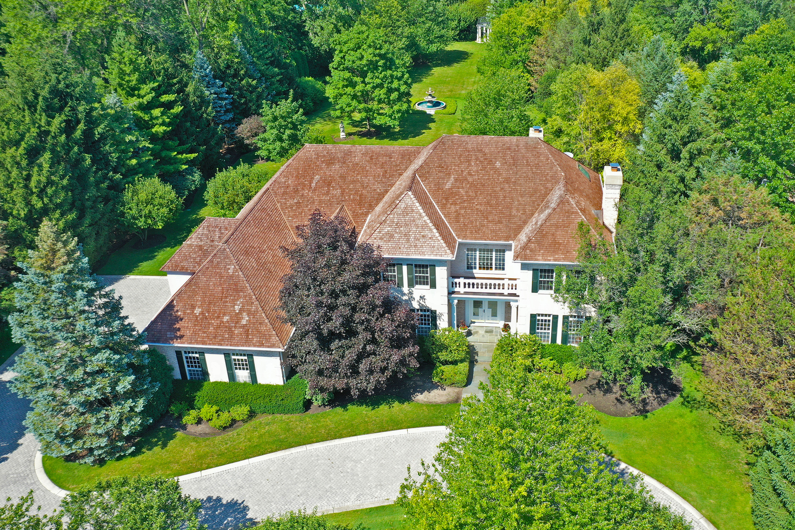 351 Wallace Road Lake Forest, IL 60045 - Photo 1 of 35 an aerial view of a house