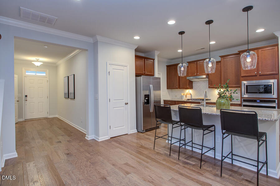 1136 Southpoint Trail Durham, NC 27713 - Photo 6 of 35 Living/Kitchen