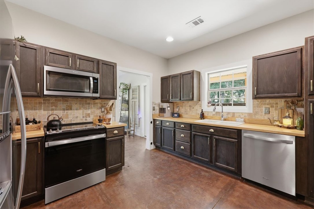 150 Rodgers Road Seneca, SC 29678 - Photo 13 of 36