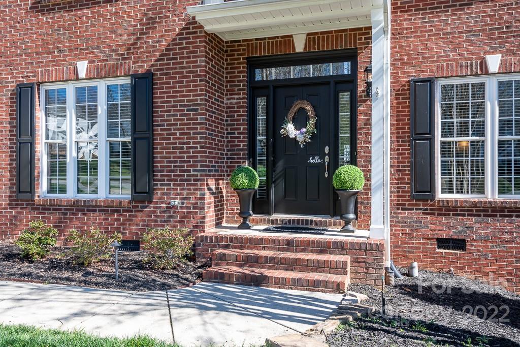 12130 Willingdon Road Huntersville, NC 28078 - Photo 3 of 34 Gallery Image 3