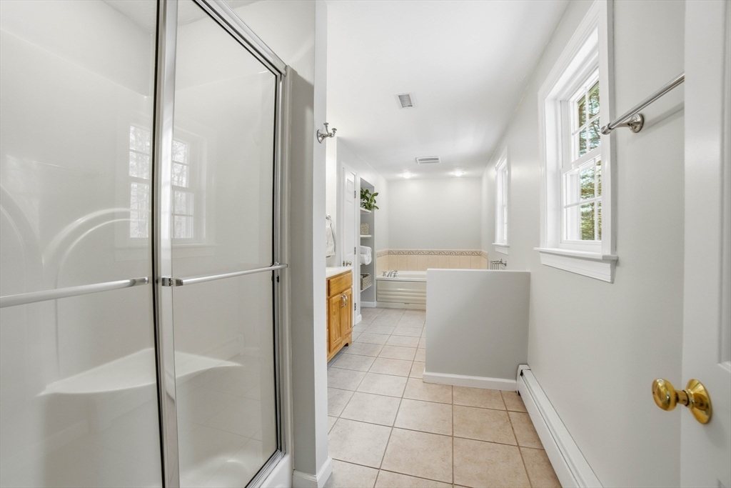 43 Carriage Hill Road Northborough, MA 01532 - Photo 19 of 35