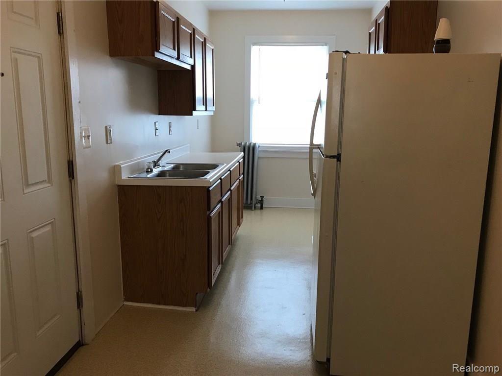 8000 Pilgrim Street, Unit G Detroit, MI 48238 - Photo 7 of 11