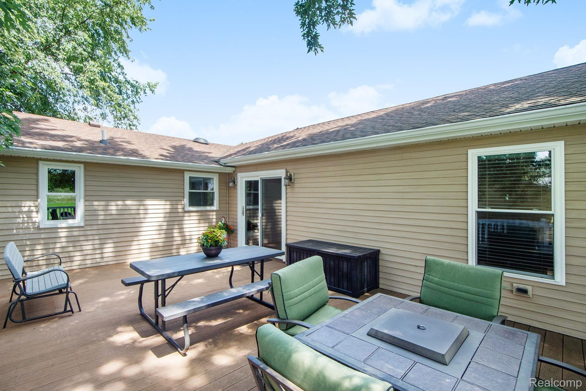 4425 Genesee Road Lapeer, MI 48446 - Photo 18 of 20 Composite deck