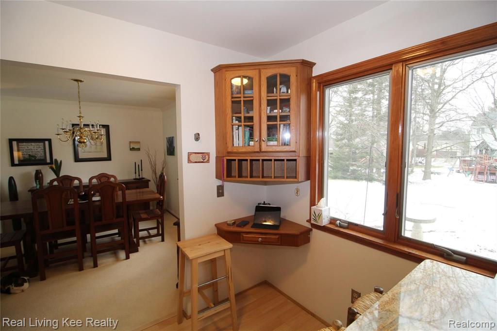 1577 Deerhurst Lane Rochester Hills, MI 48307 - Photo 6 of 45