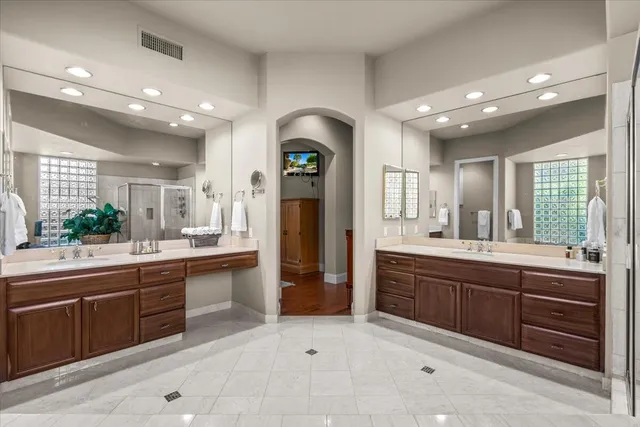 $2,500,000 | 48130 Paso Tiempo Lane, La Quinta, CA 92253