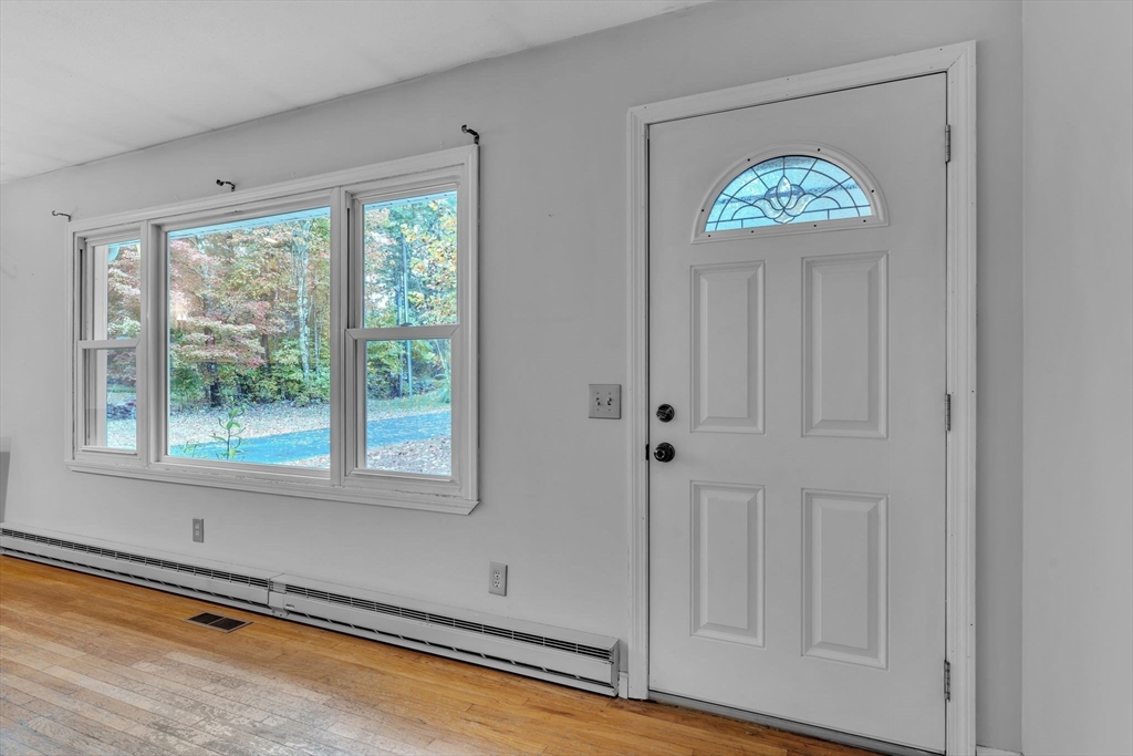 14 Crooked Ledge Road Southampton, MA 01073 - Photo 13 of 39