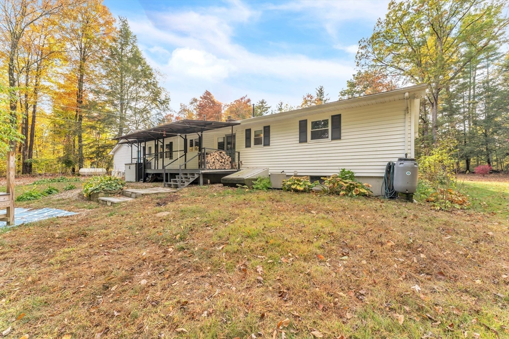 14 Crooked Ledge Road Southampton, MA 01073 - Photo 35 of 39