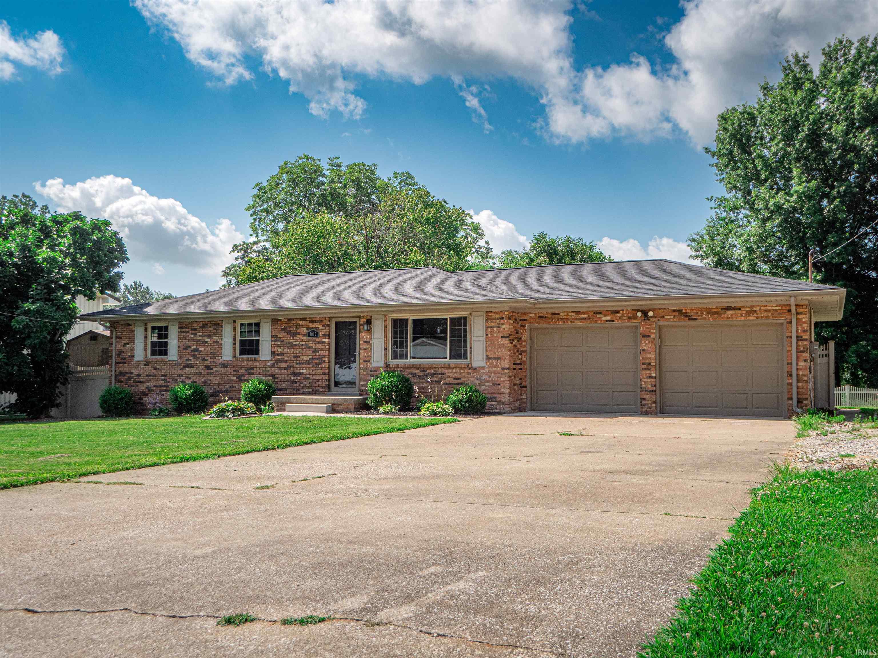 7013 Briar Ridge Road Wadesville, IN 47638 - Photo 1 of 30