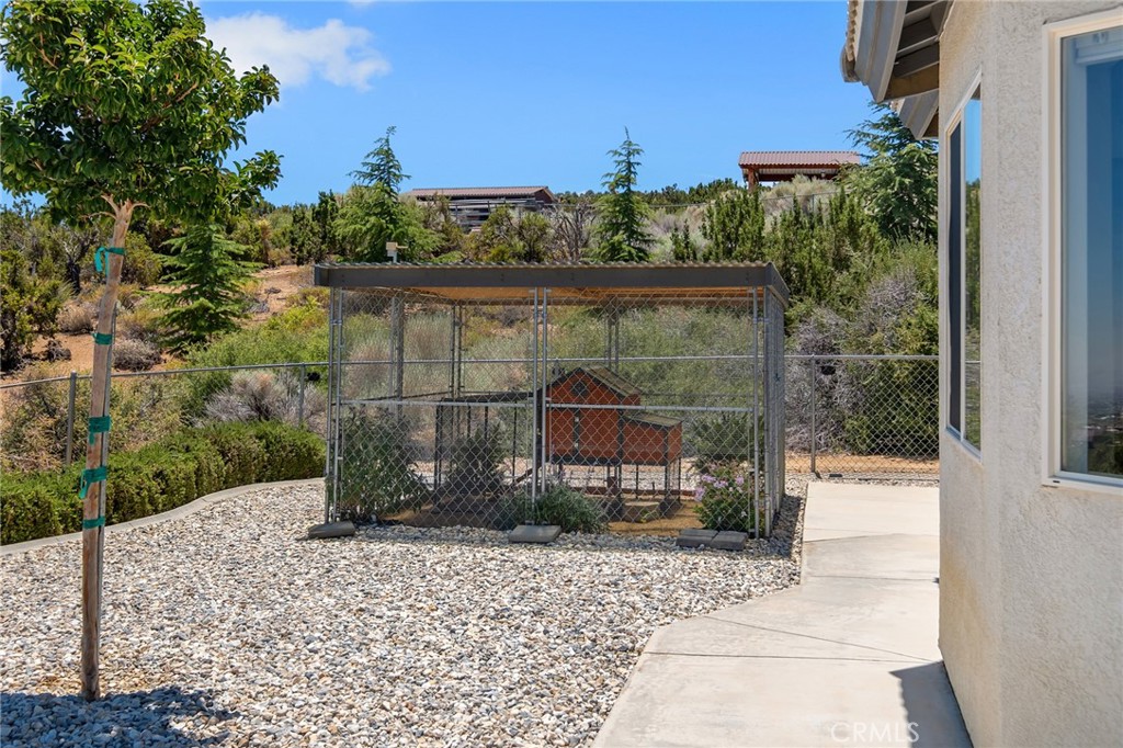 8727 Wintergreen Road Pinon Hills, CA 92372 - Photo 41 of 50