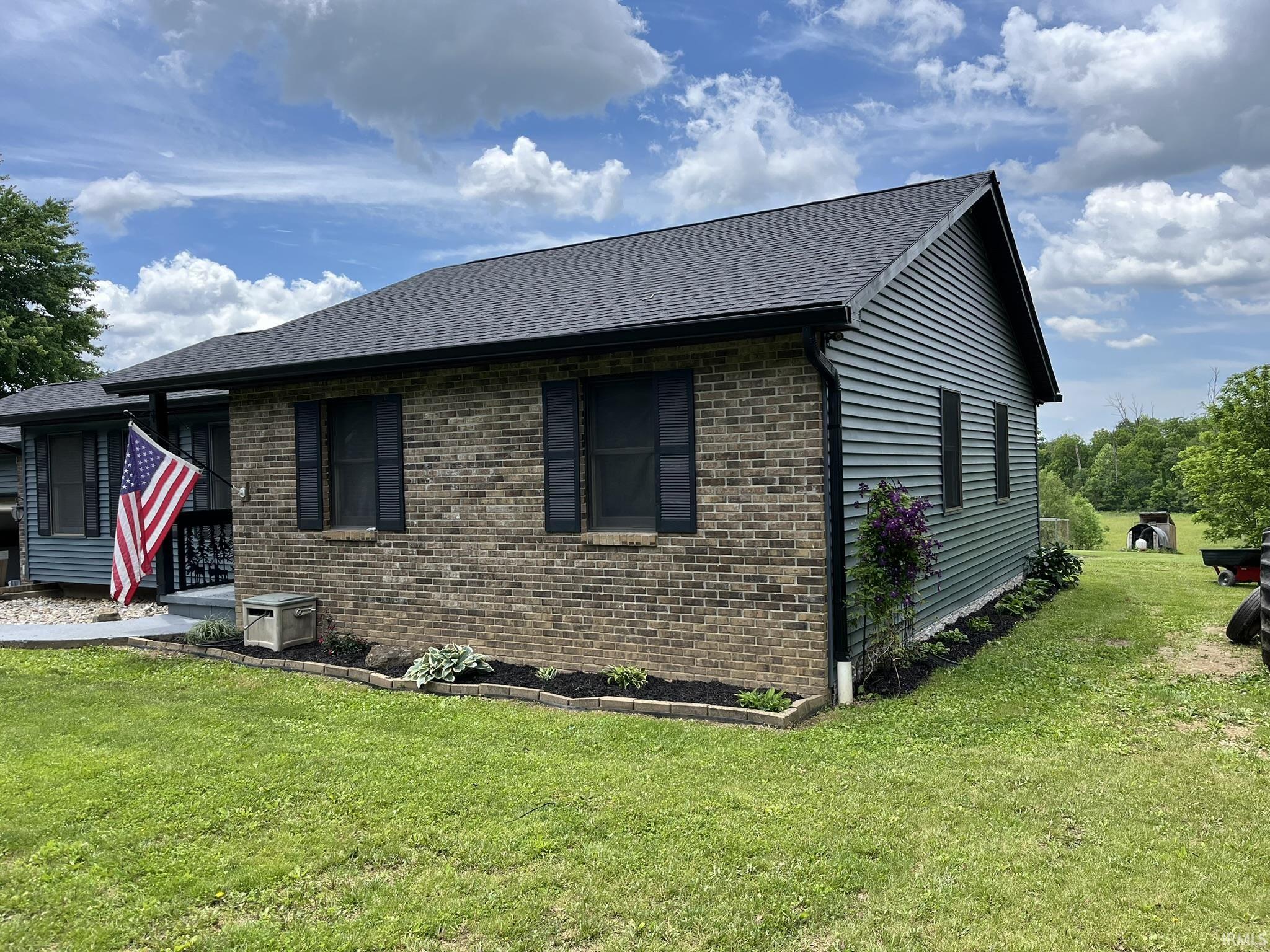 6737 North Bottom Road Bloomington, IN 47404 - Photo 2 of 31
