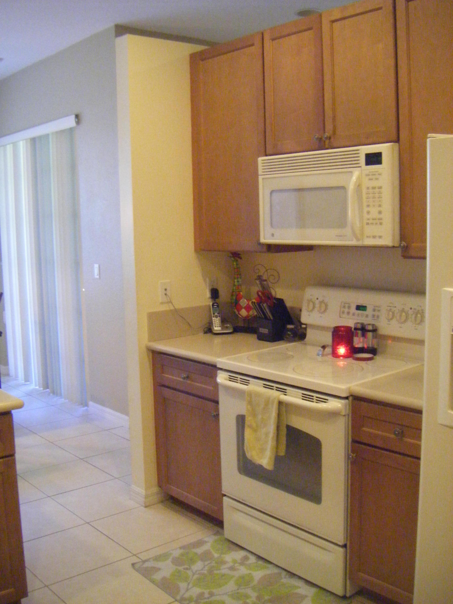 117 Lancaster Road Boynton Beach, FL 33426 - Photo 8 of 19 Kitchen 2