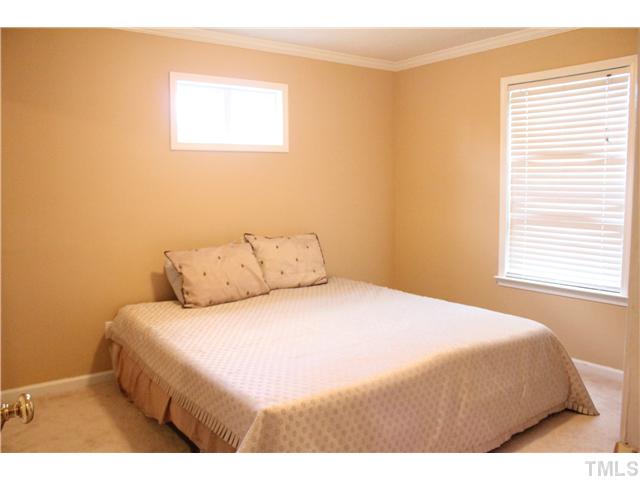 3340 Marshlane Way Raleigh, NC 27610 - Photo 15 of 19
