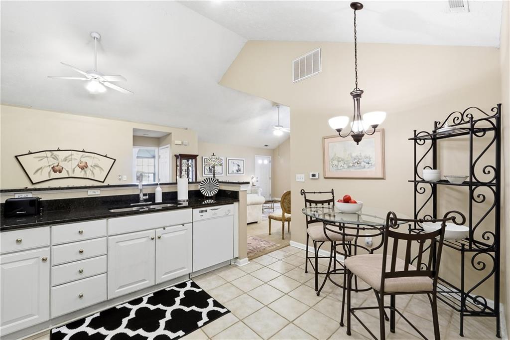 4522 Orchard Trace Roswell, GA 30076 - Photo 14 of 38