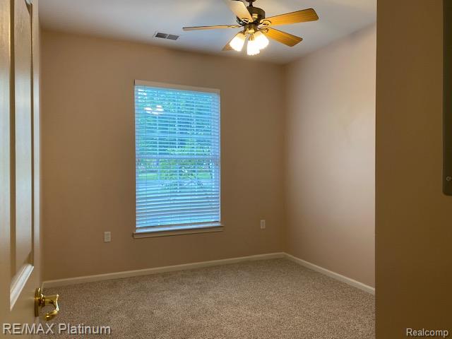 1105 Rial Lake Drive, Unit 45 Howell, MI 48843 - Photo 16 of 19 2nd bedroom.