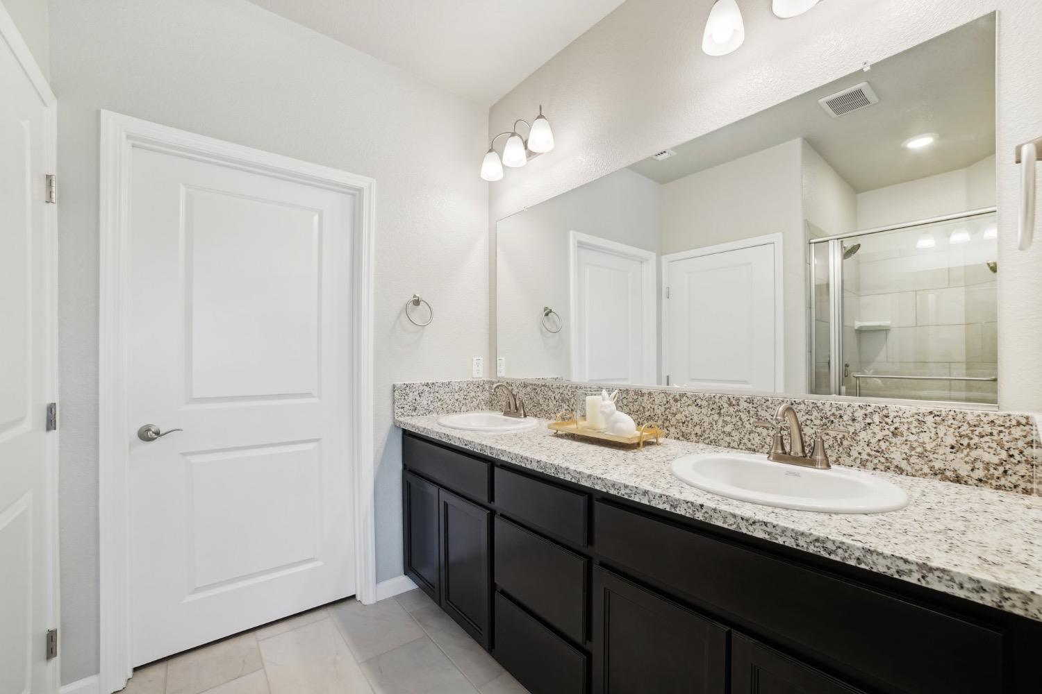 1072 Hogan Road Galt, CA 95632 - Photo 12 of 13