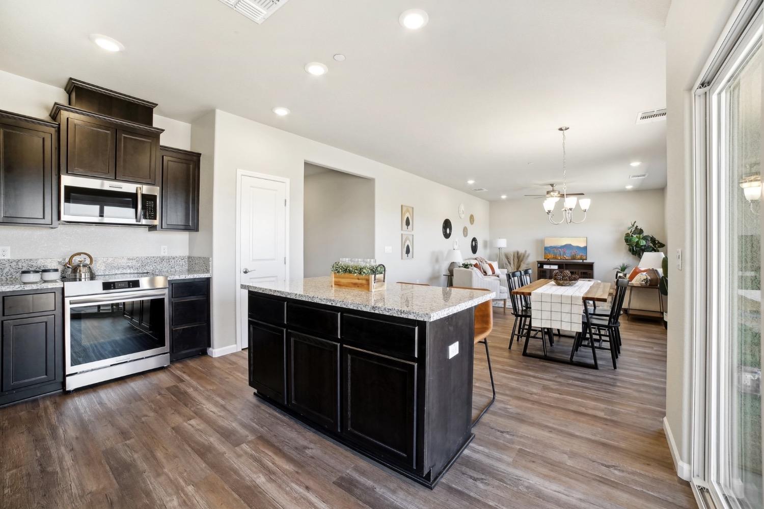 1072 Hogan Road Galt, CA 95632 - Photo 9 of 13