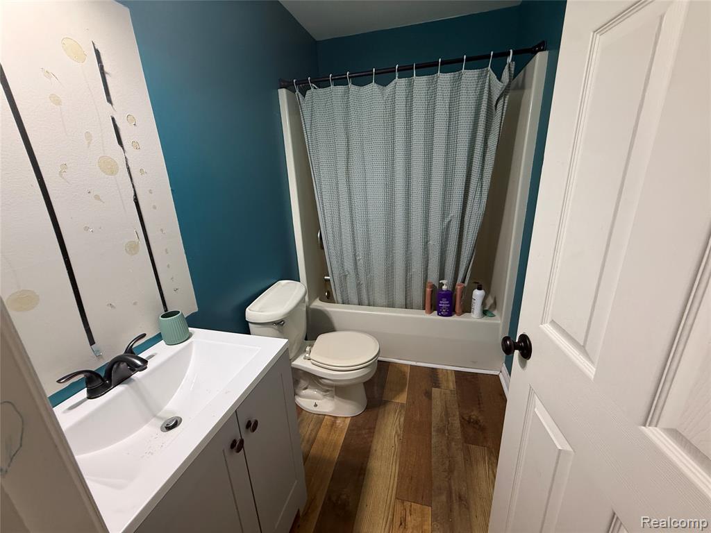 2097 Whispering Waters Pass Flushing, MI 48433 - Photo 5 of 6