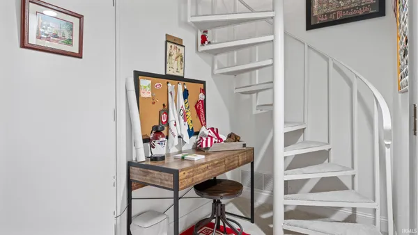 $210,000 | 9006 South Pointe Ridge Lane, Unit 4, Bloomington, IN 47401