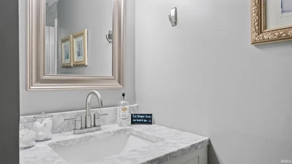 $210,000 | 9006 South Pointe Ridge Lane, Unit 4, Bloomington, IN 47401