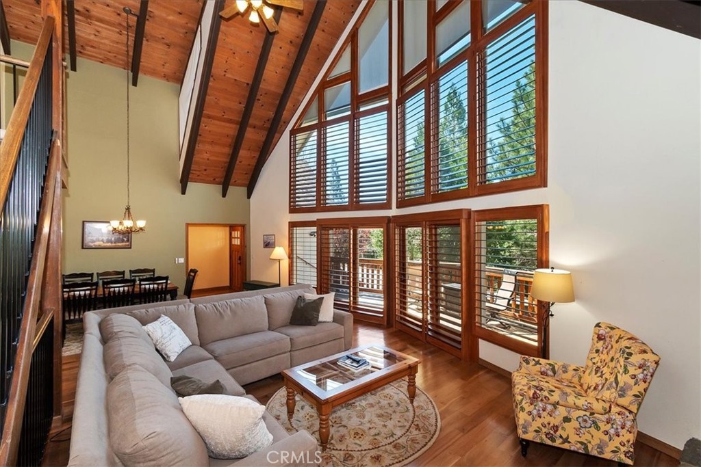 415 Golf Course Road Lake Arrowhead, CA 92352 - Photo 5 of 49