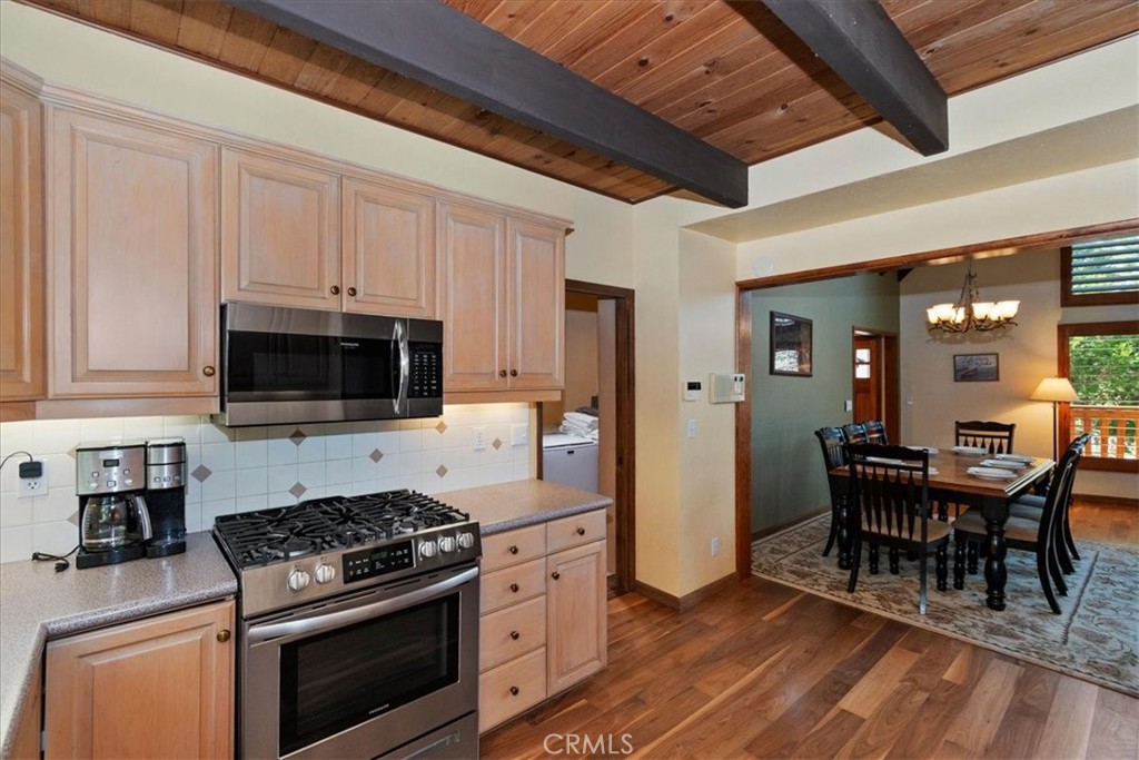 415 Golf Course Road Lake Arrowhead, CA 92352 - Photo 10 of 49