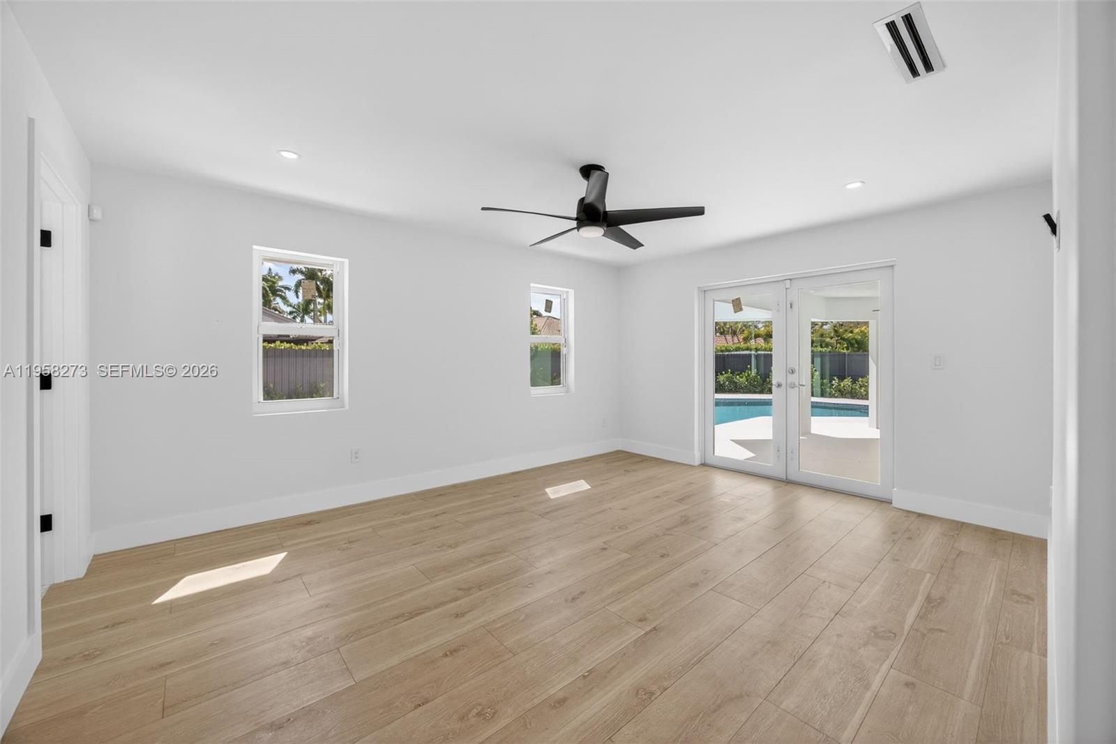 10380 Southwest 56th Terrace Miami, FL 33165 - Photo 12 of 40