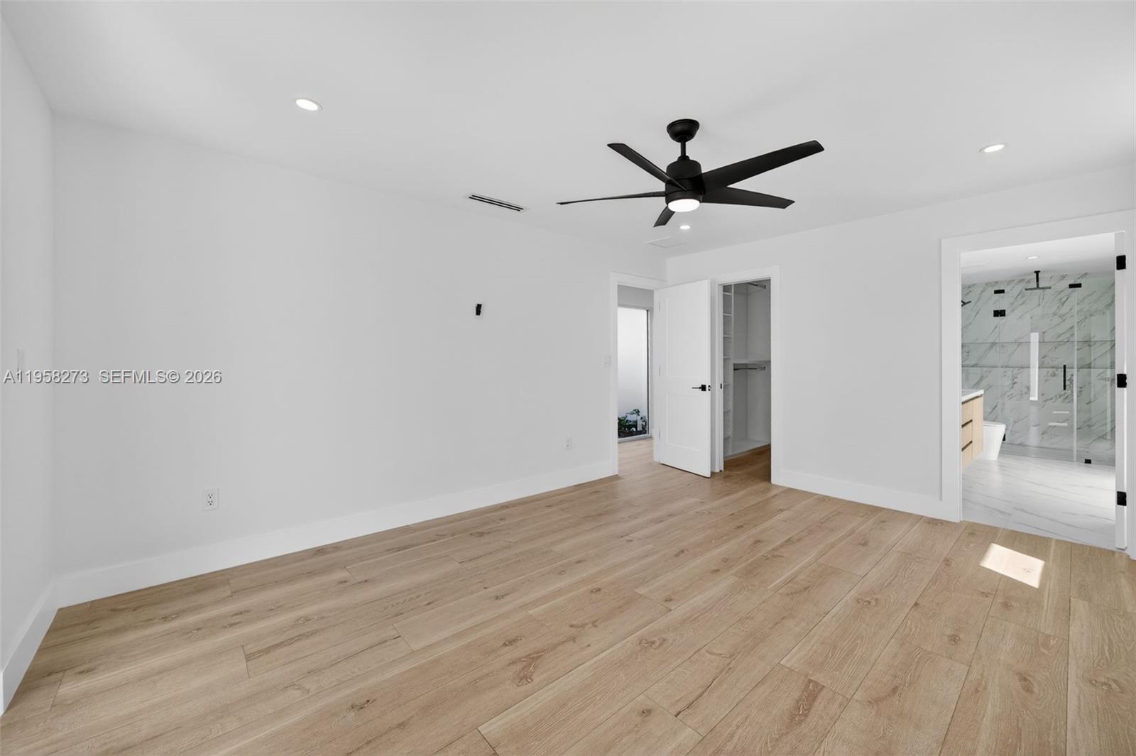 10380 Southwest 56th Terrace Miami, FL 33165 - Photo 13 of 40