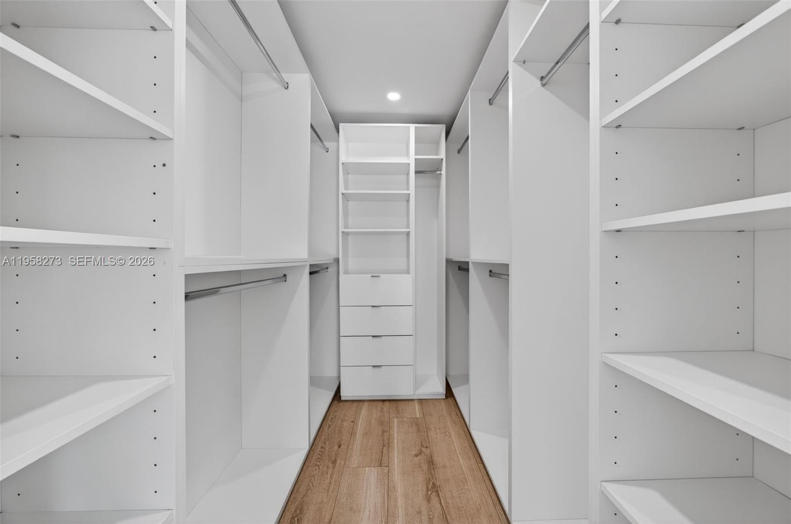 10380 Southwest 56th Terrace Miami, FL 33165 - Photo 16 of 40