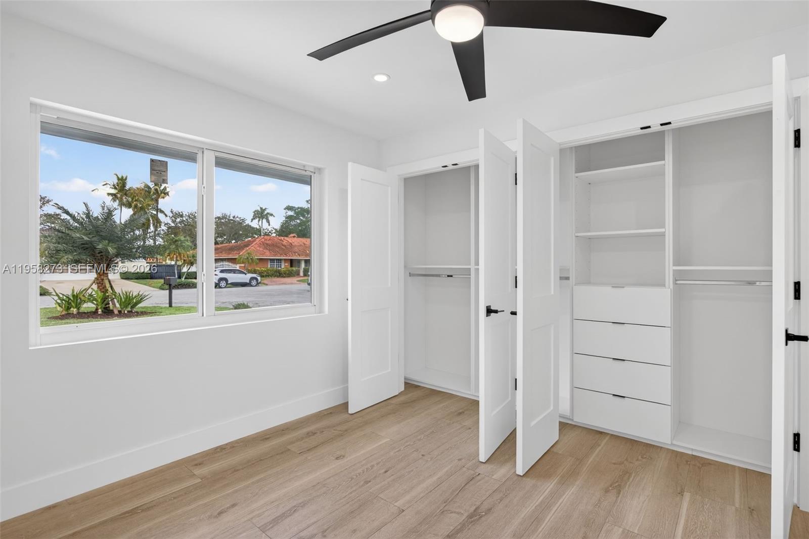 10380 Southwest 56th Terrace Miami, FL 33165 - Photo 19 of 40