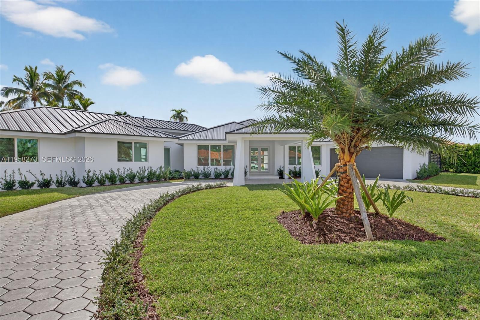 10380 Southwest 56th Terrace Miami, FL 33165 - Photo 2 of 40