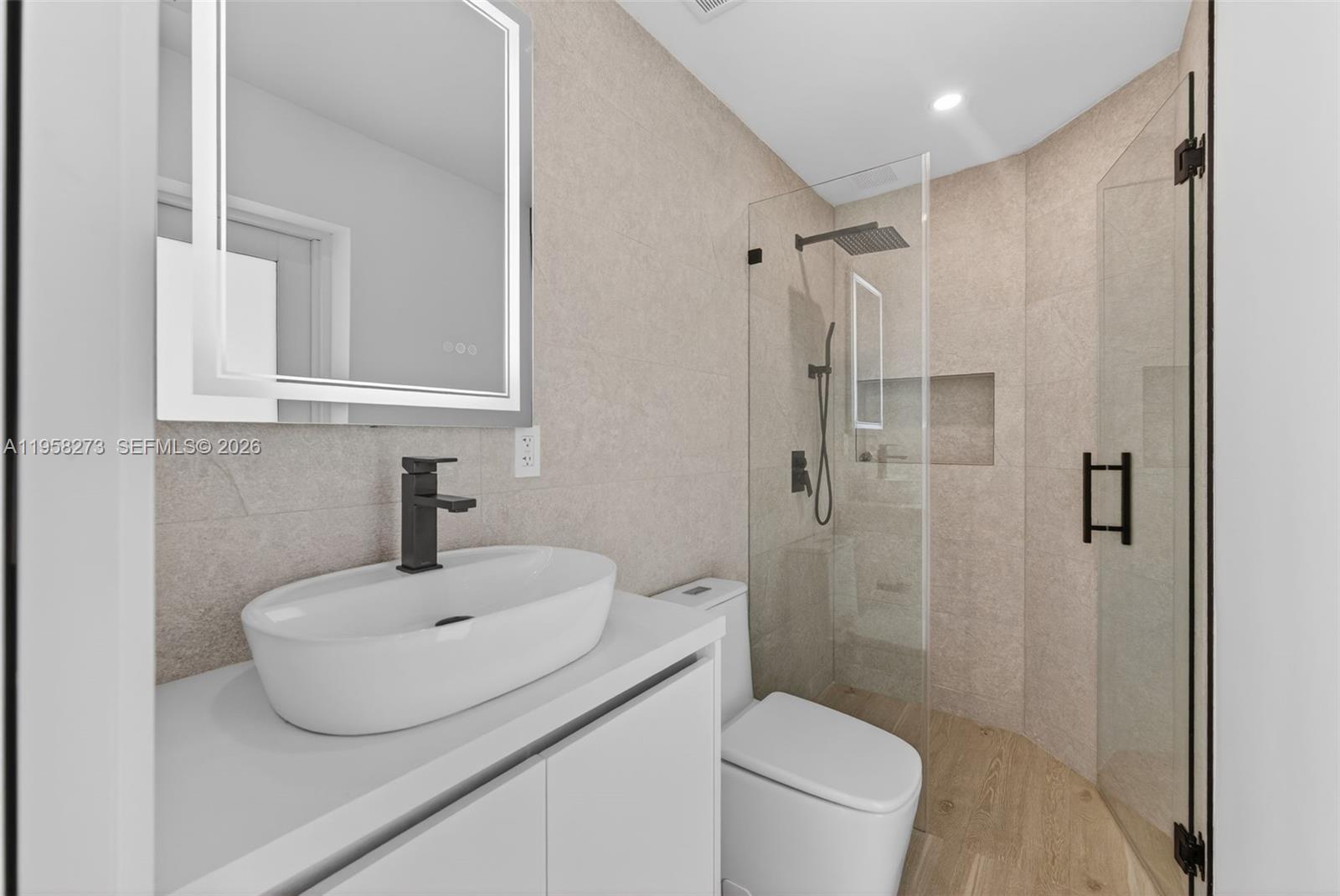 10380 Southwest 56th Terrace Miami, FL 33165 - Photo 24 of 40 Cabana bathroom