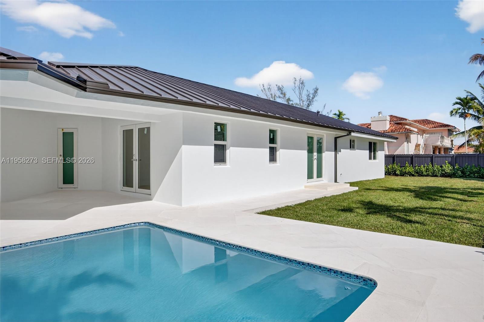 10380 Southwest 56th Terrace Miami, FL 33165 - Photo 32 of 40