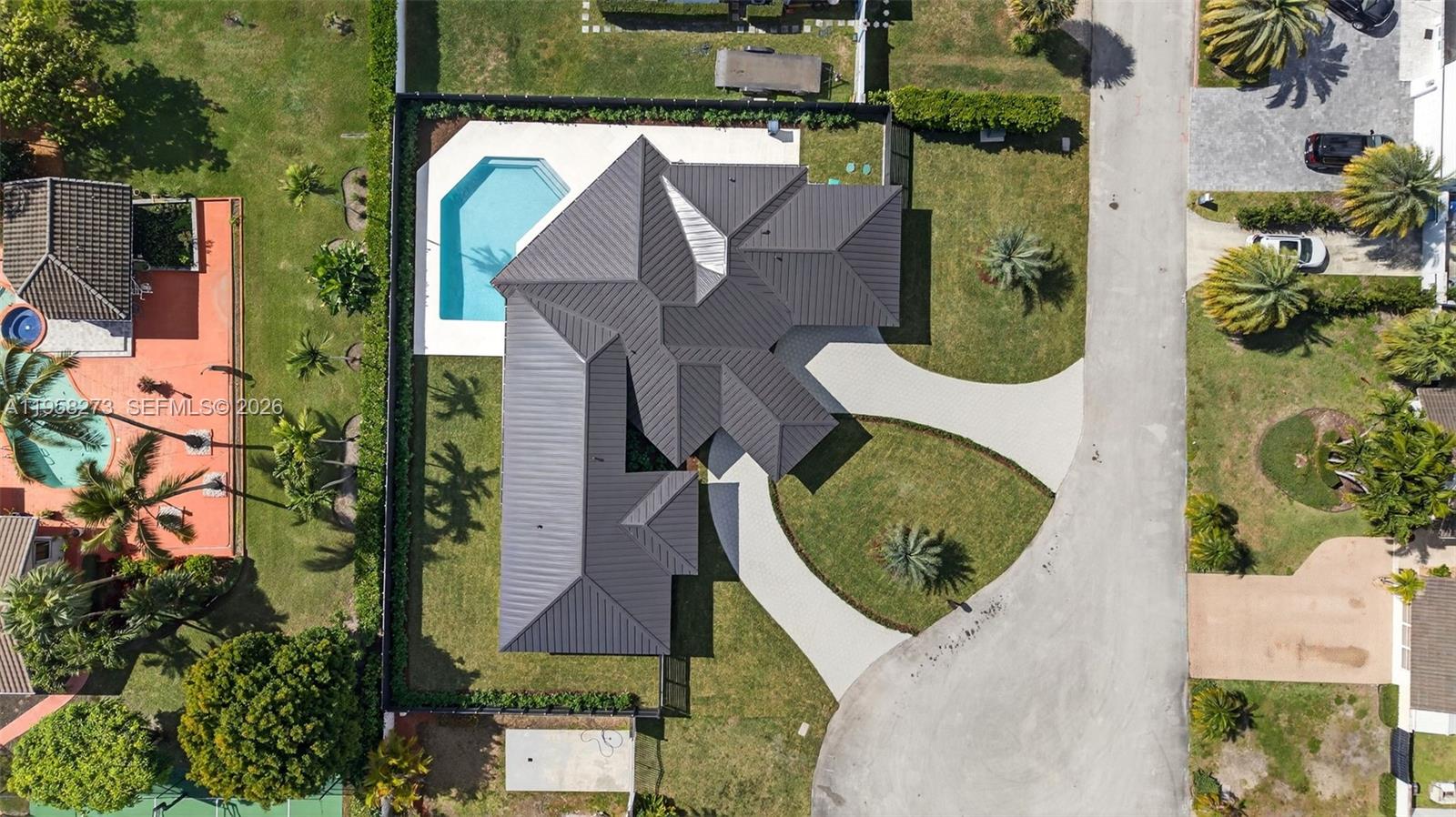 10380 Southwest 56th Terrace Miami, FL 33165 - Photo 39 of 40