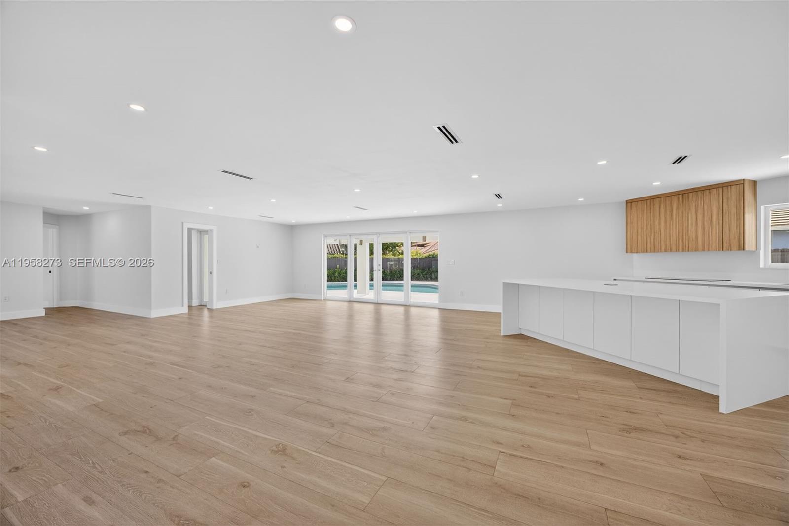 10380 Southwest 56th Terrace Miami, FL 33165 - Photo 6 of 40