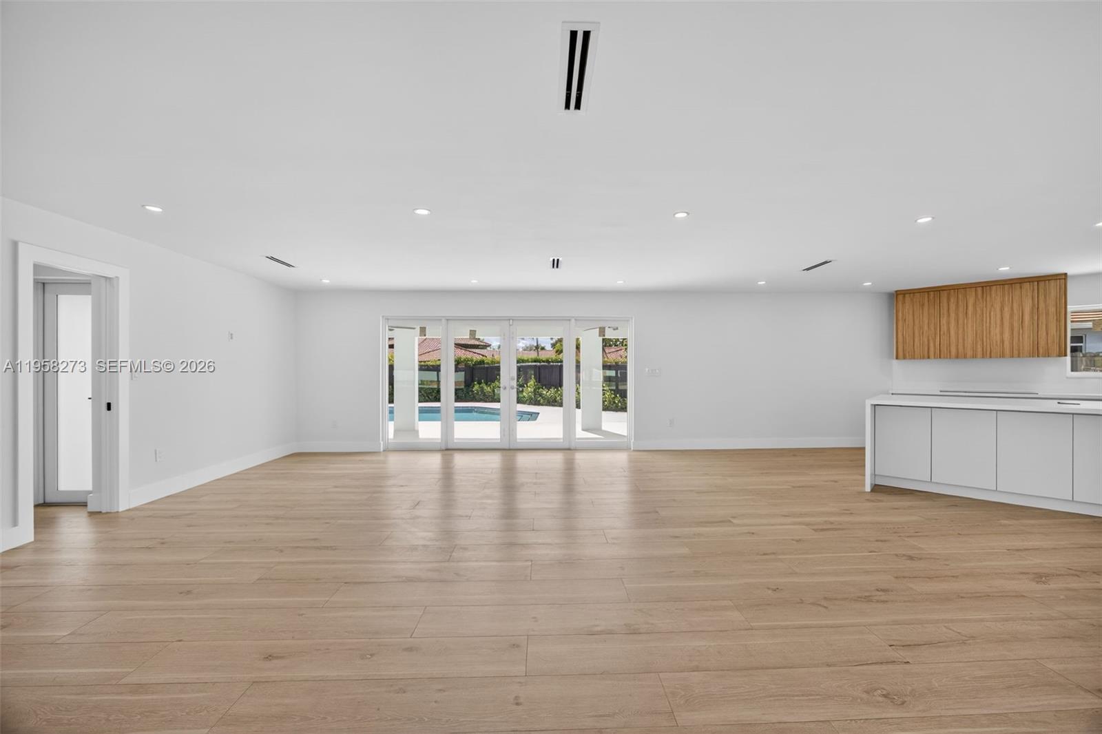 10380 Southwest 56th Terrace Miami, FL 33165 - Photo 10 of 40