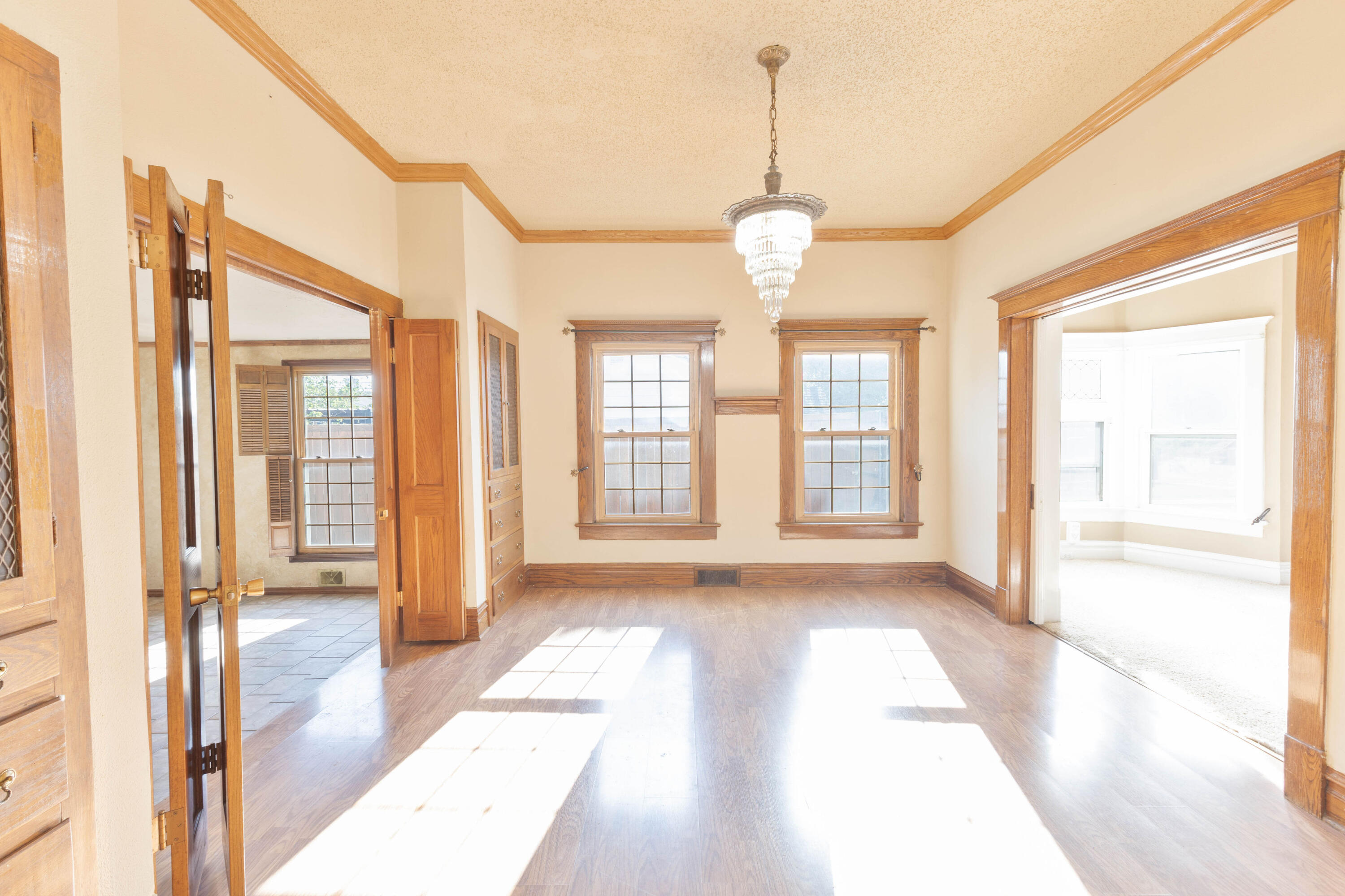 212 West 9th Street Plainview, TX 79072 - Photo 6 of 35 a view of a room with large windows